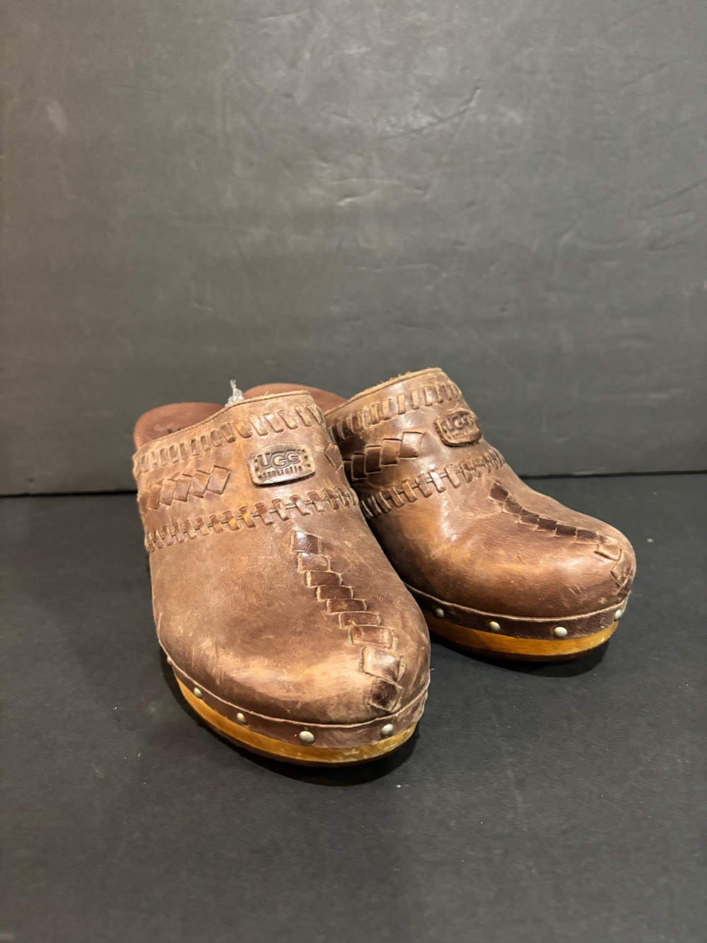 UGG Australia Vivica Clogs Women 7 Brown Leather Sheepskin Studded Wood Heel